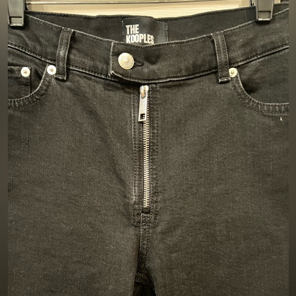 THE KOOPLES Mid Rise Black Denim Slim Fit
Jeans In Washed Black Size FR 42/10 US - Picture 8 of 15